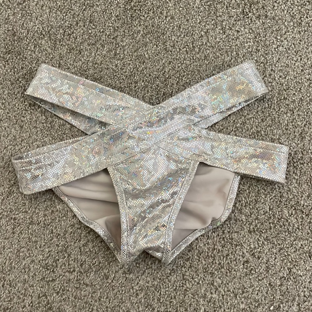 I Heart Raves festival bottoms